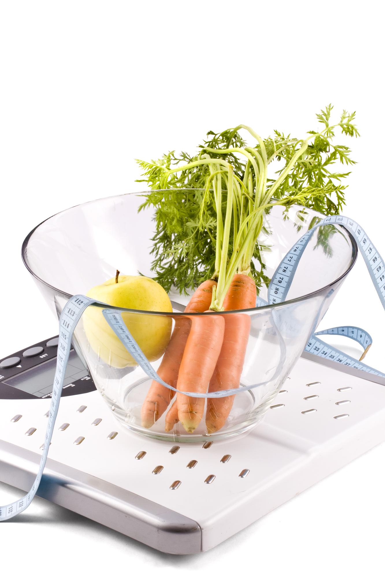 Studio cucina con ingredienti e utensili